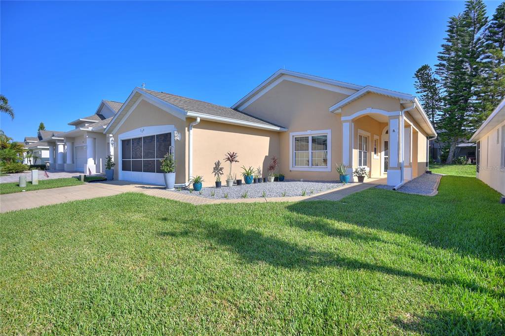 152 Travis Ln, Davenport, Florida 33837