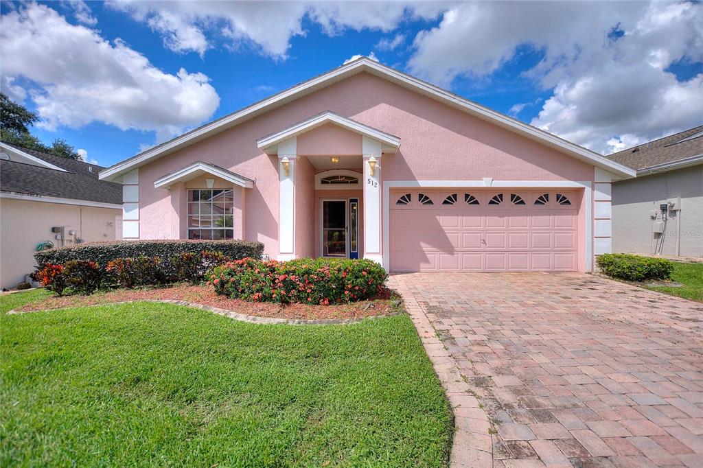 512 Ridge View Drive, Davenport, Florida 33837