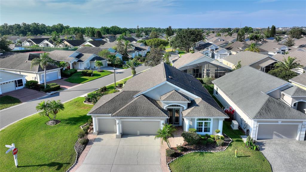 61 High Vista Drive, DAVENPORT, Florida 33837